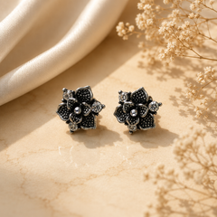 Flower Tops Earrings – Bloom with Everyday Elegance