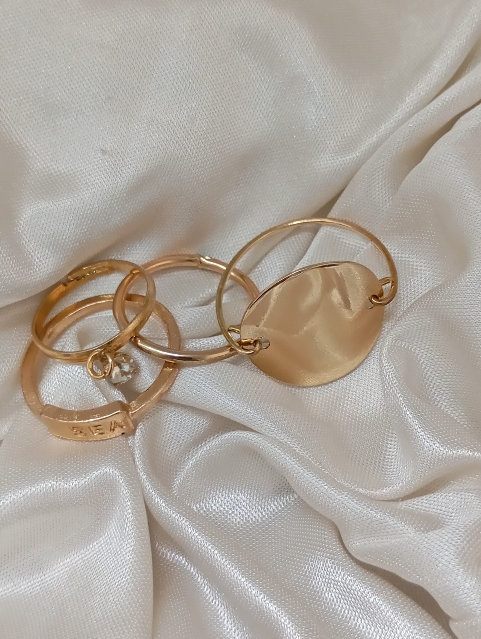 Golden Ring Collection – Timeless Beauty in Every Piece