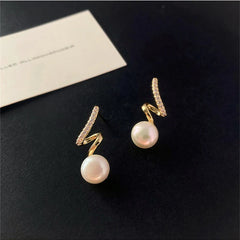 Zig Zag Gold Earrings