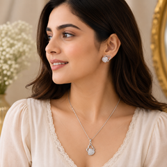 Heart Shaped Necklace Set – Love in Every Detail (Silver)