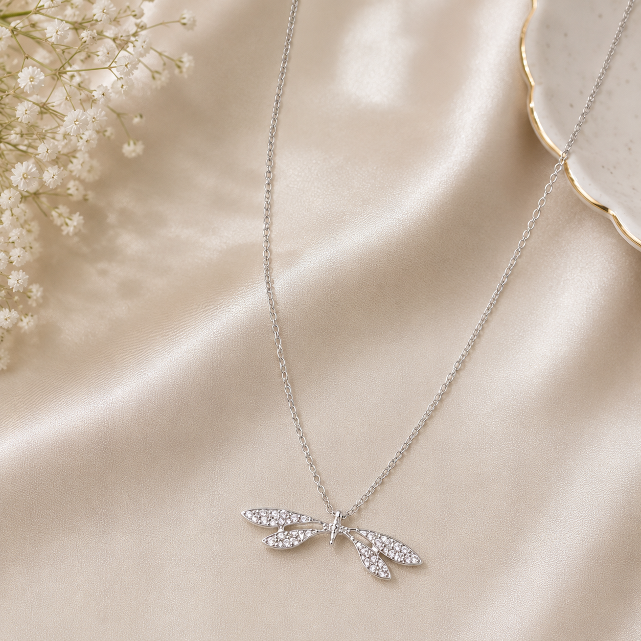 Fly Necklace – Grace in Motion