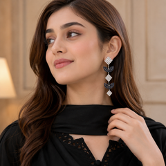 Earrings Black/White