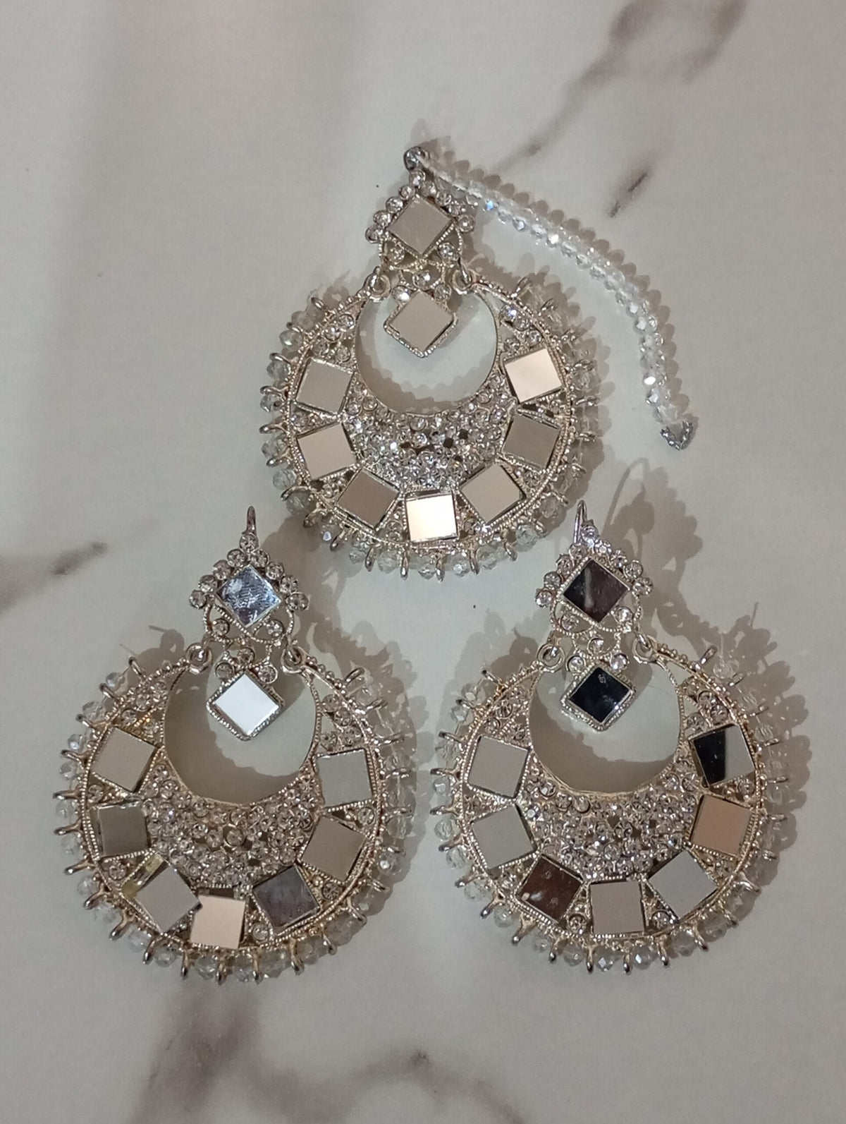 Mirror Design Earrings – Reflect Your Style with Elegance