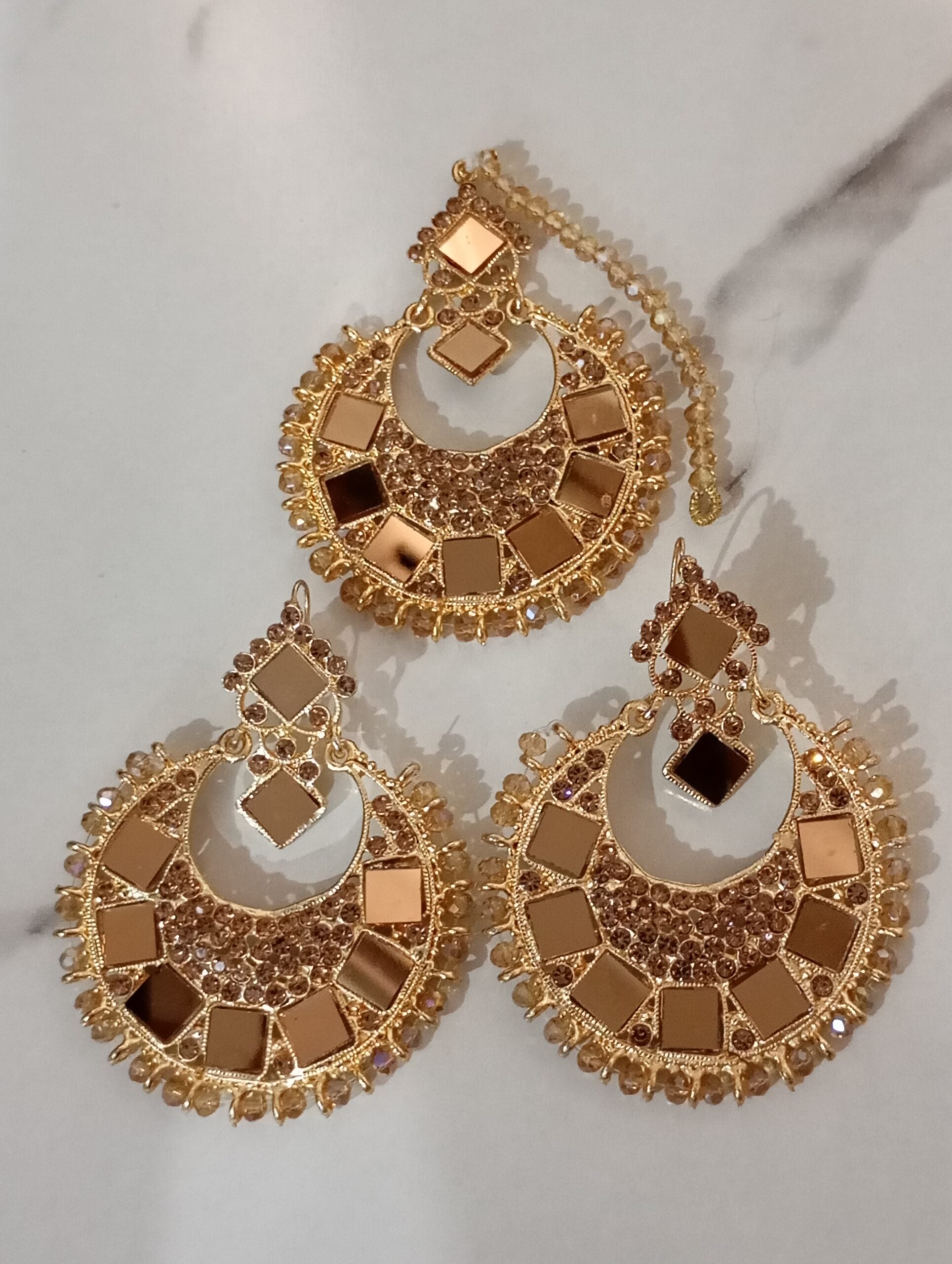 Mirror Design Earrings – Reflect Your Style with Elegance