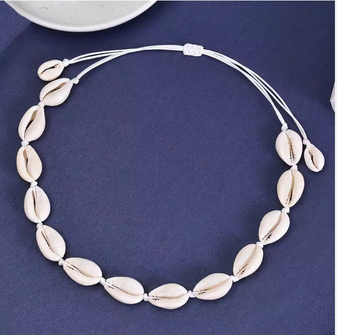 Sea Shell Necklace – Ocean-Inspired Minimal Elegance