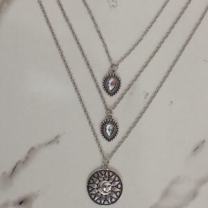 Triple Chain Necklace Set